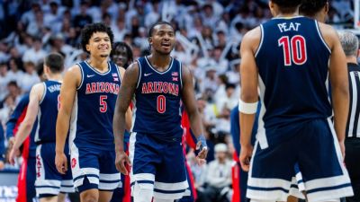No. 4 Arizona dominates paint battle in win at No. 3 UConn - ESPN