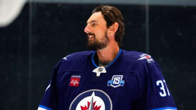 Source: Jets goalie Connor Hellebuyck to miss 4-6 weeks - ESPN