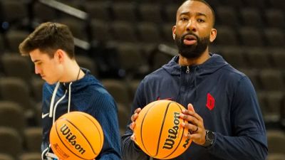 Duquesne coach Dru Joyce III talks Akron roots, relationship with LeBron - ESPN