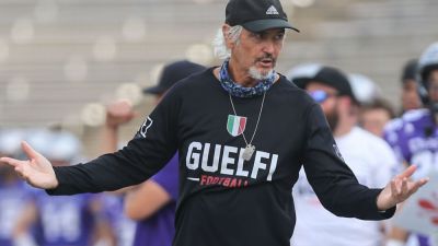 Pete Thamel - Sources: Art Briles to coach at Division II Eastern New Mexico - ESPN - espn.com - Italy - state Texas - county Baylor - Houston - state New Mexico