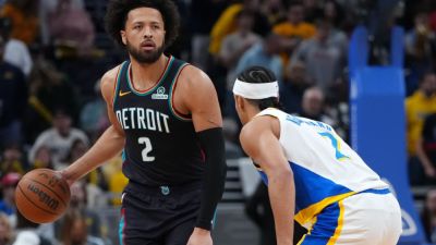 Detroit Pistons win 13th straight, tie franchise record - ESPN