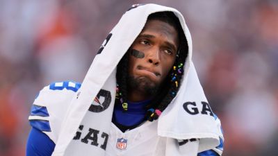 Dak Prescott - Cowboys' Lamb on rash of dropped passes: 'I got to handle that' - ESPN - espn.com - New York - county Eagle - state Texas - county Dallas