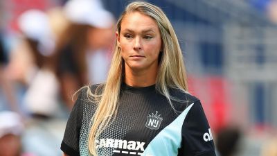 Kylie Kelce fires back at critics' claims she gave her daughters 'boy names'