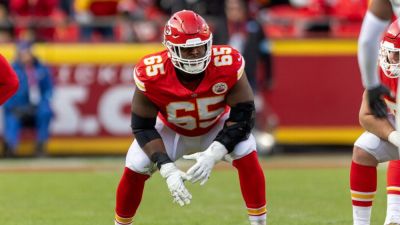 Chiefs RG Trey Smith among trio ruled out vs. Cowboys - ESPN