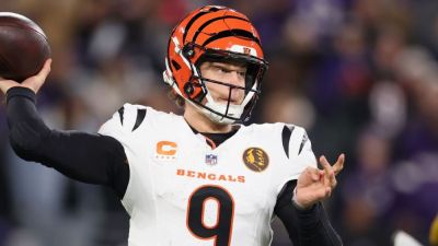 Bengals' Joe Burrow has 2 TDs in 1st game since September - ESPN - espn.com - county Brown - county Chase
