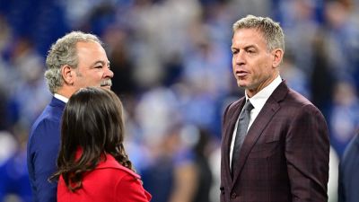 NFL great Troy Aikman fires back at Jerry Jones' trade plan amid losing effort: 'He may want to cancel'