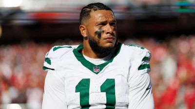 Jets stars react to shocking trades with emotional social media posts: 'I'm sick'