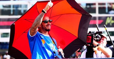 Lewis Hamilton: No rush to start talks over new Ferrari deal