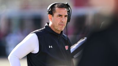 Wisconsin coach Luke Fickell to return in 2026, AD says - ESPN