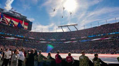Pentagon cancels military events for NFL 'Salute to Service' weekend due to government shutdown - foxnews.com - Usa - Washington - Kazakhstan