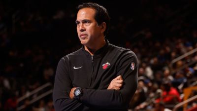 Erik Spoelstra grateful for 'remarkable' support after fire destroys home - ESPN