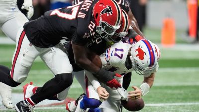 James Pearce - Falcons rookies James Pearce, Jalon Walker on historic sack pace - ESPN - espn.com - state North Carolina - county Baker - state Georgia - county Walker - Jackson - county Branch - county Bay