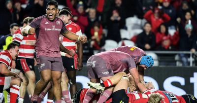 Craig Casey shines as Munster cruise past Gloucester