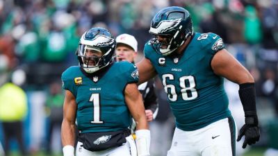 Jalen Hurts puts Chargers clunker in past, shines for Eagles - ESPN - espn.com - county Eagle - Los Angeles - state Alabama