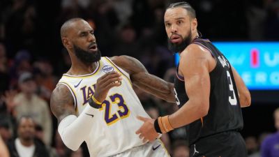 Devin Booker - Grayson Allen - Lakers' LeBron James seals win after Suns' Dillon Brooks ejected - ESPN - espn.com - Los Angeles - county Dillon - county Brooks