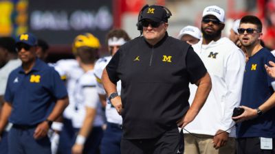 Interim coach Biff Poggi says Michigan players feel 'betrayed' - ESPN