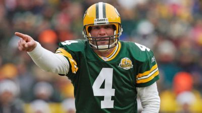 Brett Favre - Bay - Brett Favre laments social media age's impact on society: 'It’s the wild, wild west' - foxnews.com - Usa - state Missouri - county St. Louis