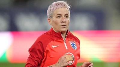 Megan Rapinoe - Sue Bird - Megan Rapinoe takes issue with US men's soccer's World Cup campaign slogan - foxnews.com - Usa - Uruguay - county San Diego
