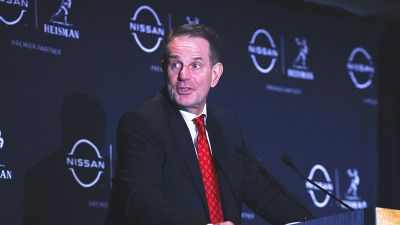 Indiana Hoosiers HC Curt Cignetti Becomes 1st Back-to-Back AP Coach of the Year