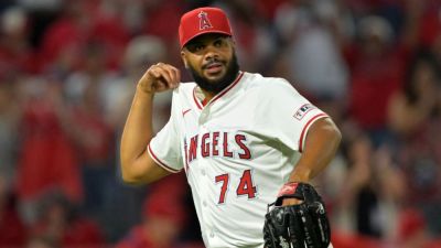 A.J. Hinch's call if Kenley Jansen closes for Tigers, GM says - ESPN