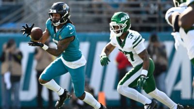 Sources: Jaguars, WR Jakobi Meyers agree to 3-year, $60M deal - ESPN