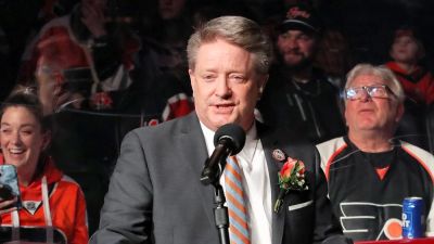 Philadelphia Flyers - NHL announcer suspended after hot mic catches inappropriate comment - foxnews.com - state Pennsylvania - county Wells