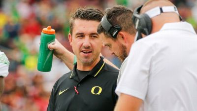 Dillon Gabriel - Pete Thamel - Dan Lanning - Sources: Kentucky targets Oregon OC Stein for coaching job - ESPN - espn.com - state Oregon - state Arizona