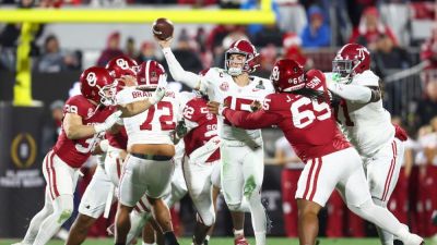 Alabama pulls off comeback win over Oklahoma in College Football Playoff first round