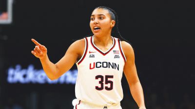 Women's CBK AP Top 25: UConn Routs Iowa and Stays No. 1, Big Ten and SEC Dominate
