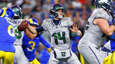 NFL playoff picture: Sizing up 1-seed races after Week 16 - ESPN