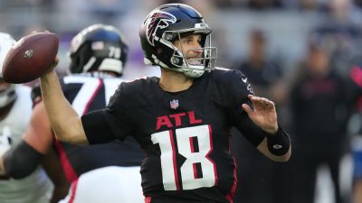 Ross D.Franklin - Michael Penix-Junior - NFL star gets into Christmas spirit after Week 16 win - foxnews.com - state Arizona