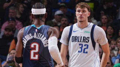 SGA, Flagg looking to join Wemby, Wilt with notable Christmas debuts - ESPN