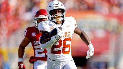 Texas' leading rusher Quintrevion Wisner to enter transfer portal - ESPN