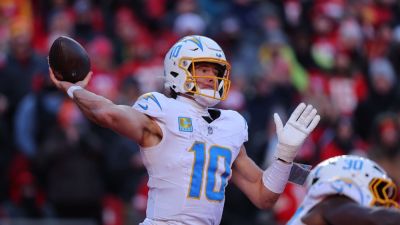 Will Texans-Chargers and Ravens-Packers be low-scoring affairs Saturday? - ESPN