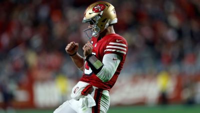 Brock Purdy's big night sets up 49ers-Seahawks showdown for NFC's top seed - ESPN
