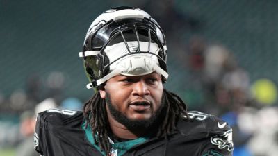 Sources: Eagles DT Carter out for MNF after procedure on shoulders - ESPN