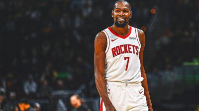 Kevin Durant - Michael Jordan - Phoenix Suns - Karl Malone - Dirk Nowitzki - Jalen Green - Steven Adams - Rockets' Kevin Durant Latest to Score 31K Career Points During Win vs. Suns - foxnews.com - Los Angeles - Jordan - county Dillon - county Brooks