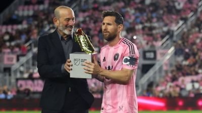 Messi vs. Muller in MLS Cup shows how far the league has come, but does anyone care? - ESPN