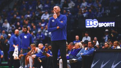 Kentucky Coach Mark Pope on Fans Booing During Gonzaga Blowout: 'Well-Deserved'