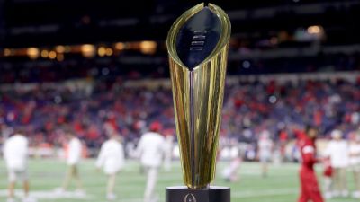 Alabama, Miami in, Notre Dame out as Indiana leads 12-team CFP field - ESPN