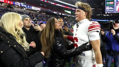 Romance rumors swirl around Jaxson Dart as model appears at Giants' game vs Patriots