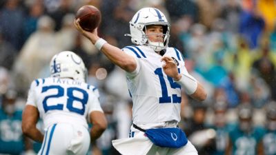 Riley Leonard has knee injury, adding to Colts' QB crisis - ESPN