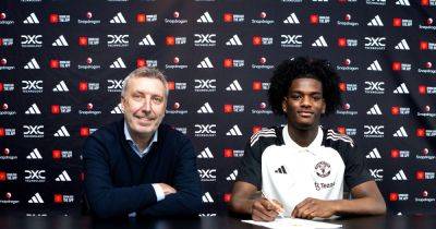 Manchester United announce signing of Arsenal youngster after Chido Obi-Martin success