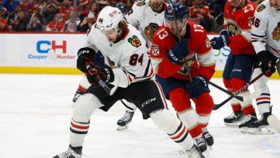 Blackhawks' Landon Slaggert scores 7 seconds into game - ESPN