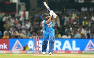 Rohit Sharma Delights Cuttack Crowd With 7 Sixes, Sunil Gavaskar Makes Cheeky 'Shahid Afridi' Remark