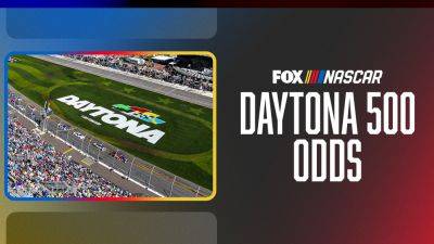 2025 Daytona 500 odds: Kyle Larson favored; Busch, Hamlin closing in
