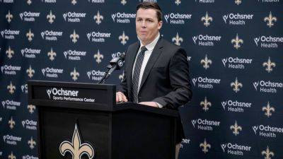 Kellen Moore - Derek Carr - Saints' Kellen Moore noncommittal on 'premier player' Derek Carr - ESPN - espn.com - county Eagle