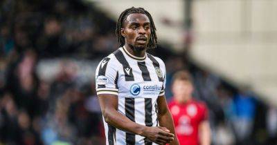 Toyosi Olusanya won't rule out St Mirren stay as star man gives Buddies hope in future update