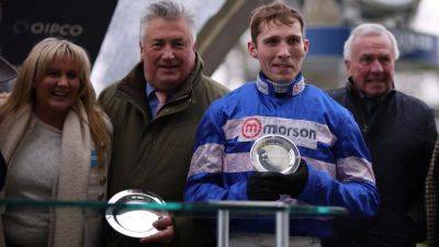 Paul Nicholls - Mark Walsh - Pic d'Orhy retains Ascot Chase to end Paul Nicholls' Grade One drought - rte.ie - county Cross