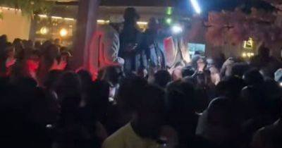 Performance suddenly stopped at busy Manchester bar over 'safety of guests' - manchestereveningnews.co.uk